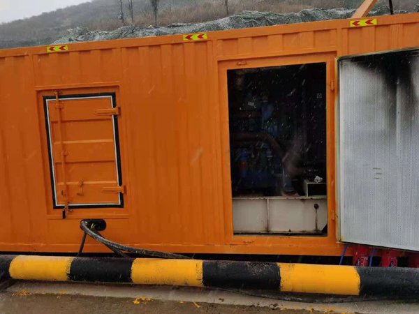 龙港发电机出租 柴油发电机组电压低报警怎么办？