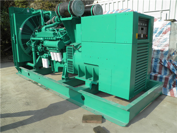 龙港发电车出租-柴油发电机组在使用的过程中应该做好哪些防护工作