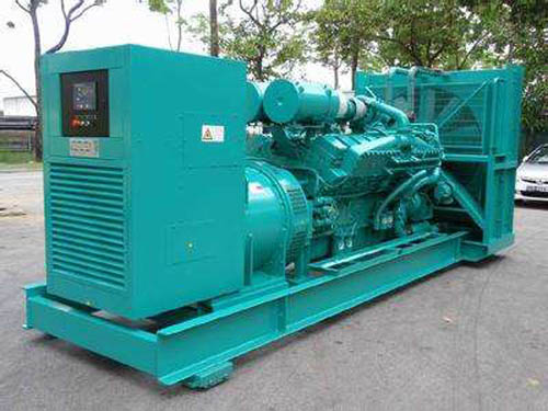 龙港如何选择适合 100KW 发电机的电缆长度？